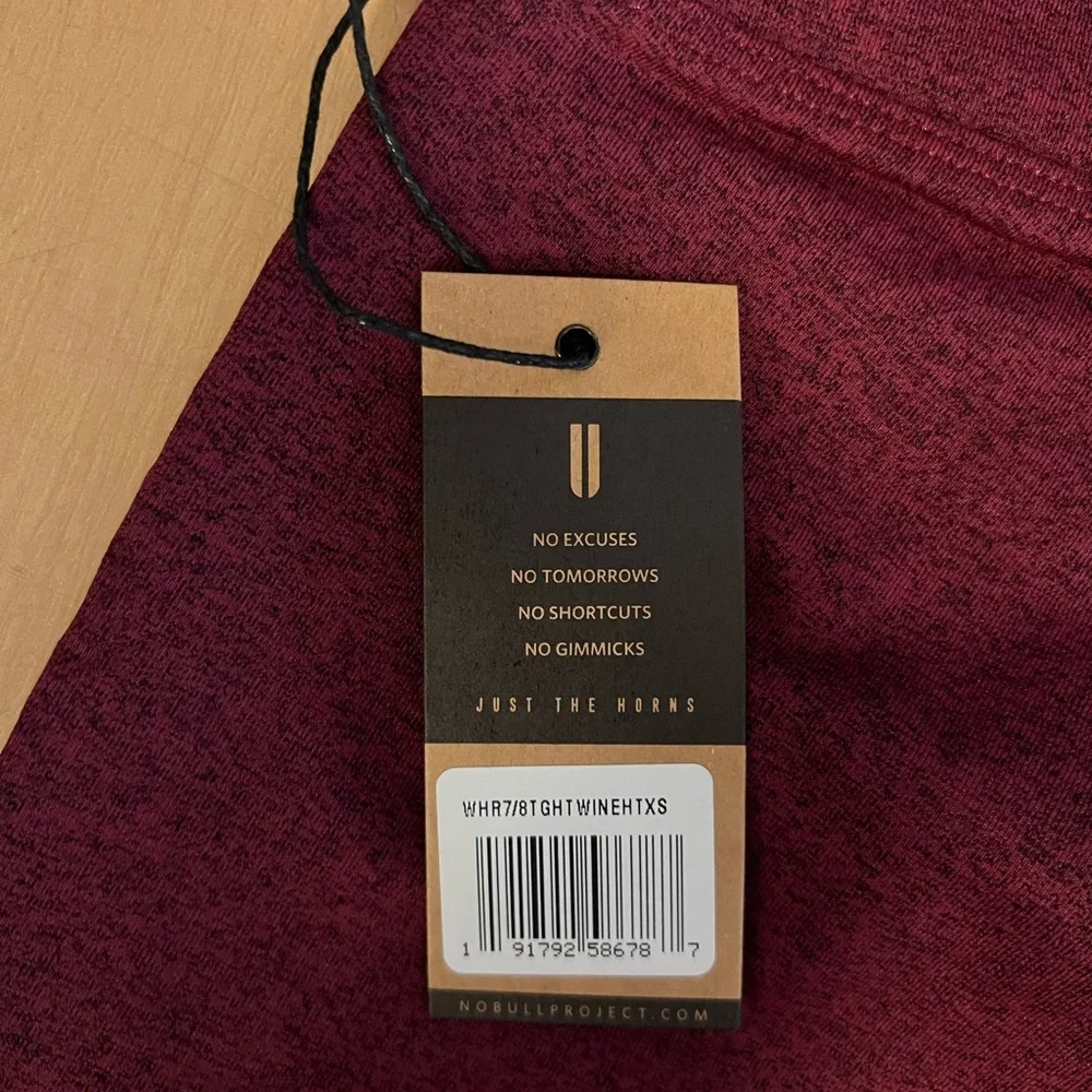 NOBULL Burgundy Leggings XS NWT - Picture 3 of 6